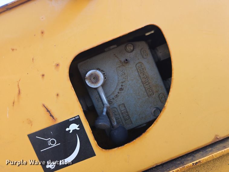 image for item NI9496 2008 Vermeer BC1500 wood chipper