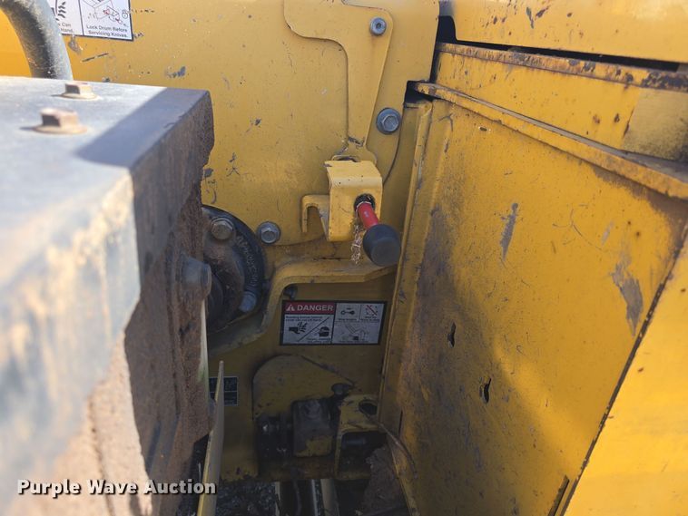 image for item NI9496 2008 Vermeer BC1500 wood chipper