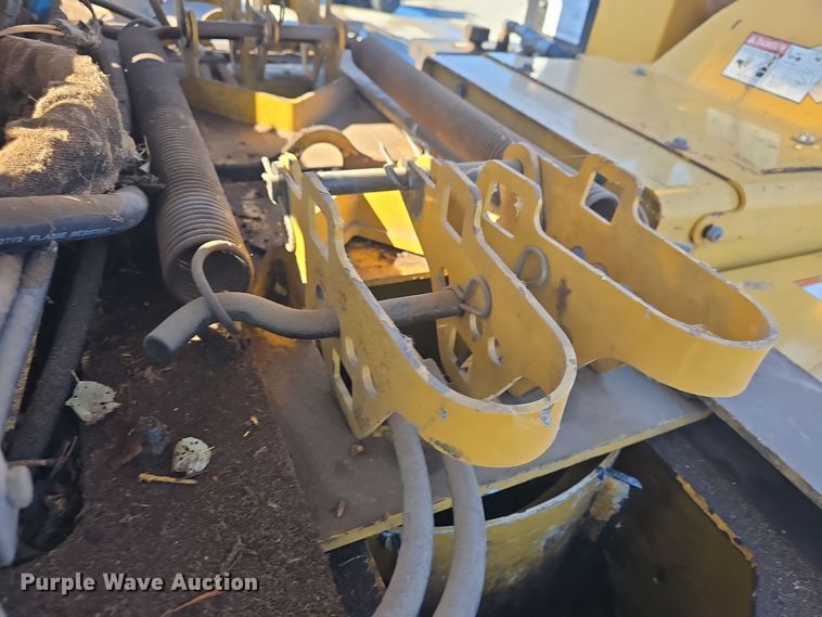 image for item NI9496 2008 Vermeer BC1500 wood chipper