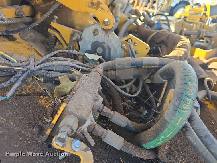 image for item NI9496 2008 Vermeer BC1500 wood chipper