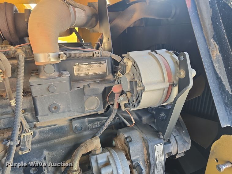 image for item NI9496 2008 Vermeer BC1500 wood chipper