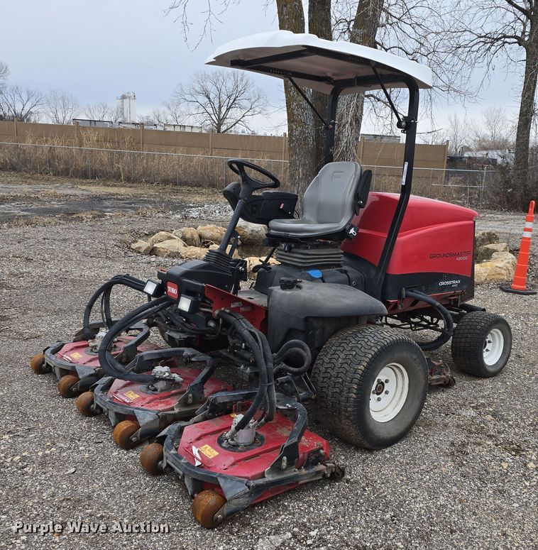 image for item NI9500 2013 Toro Groundsmaster 4300D lawn mower