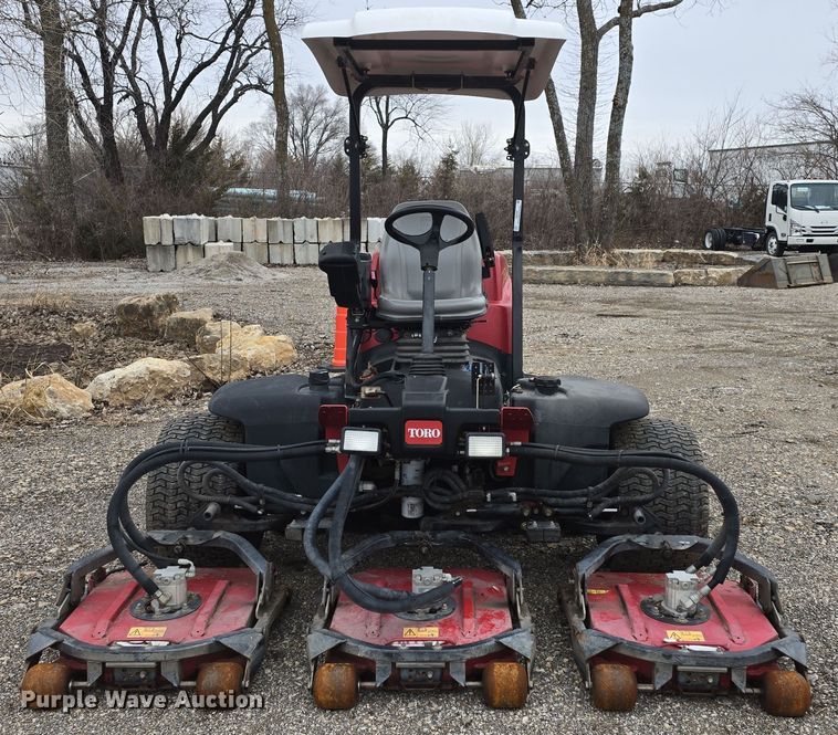 image for item NI9500 2013 Toro Groundsmaster 4300D lawn mower