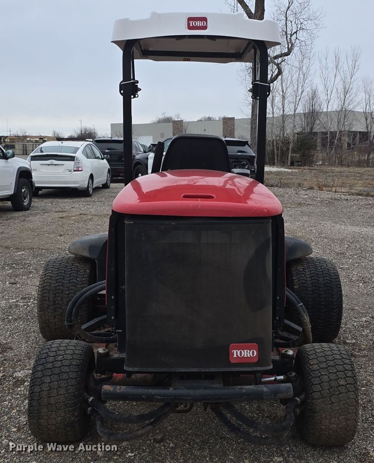 image for item NI9500 2013 Toro Groundsmaster 4300D lawn mower