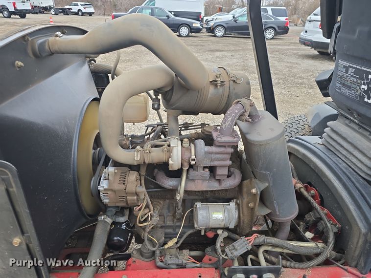 image for item NI9500 2013 Toro Groundsmaster 4300D lawn mower