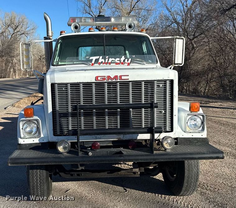 image for item NN9548 1980 GMC Brigadier truck cab and chassis