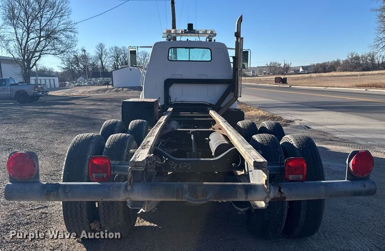 image for item NN9548 1980 GMC Brigadier truck cab and chassis