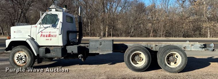 image for item NN9548 1980 GMC Brigadier truck cab and chassis