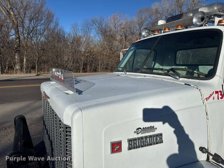 image for item NN9548 1980 GMC Brigadier truck cab and chassis