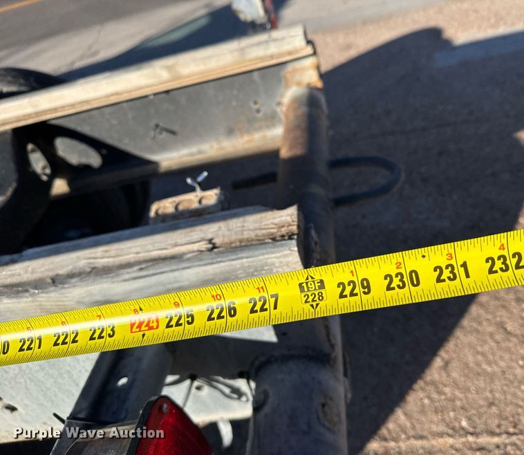 image for item NN9548 1980 GMC Brigadier truck cab and chassis