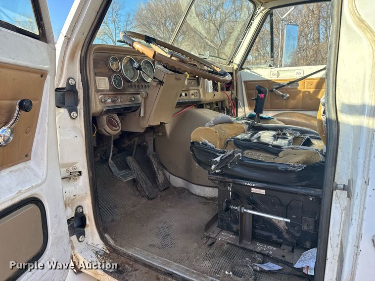 image for item NN9548 1980 GMC Brigadier truck cab and chassis