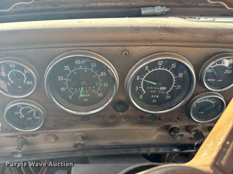 image for item NN9548 1980 GMC Brigadier truck cab and chassis