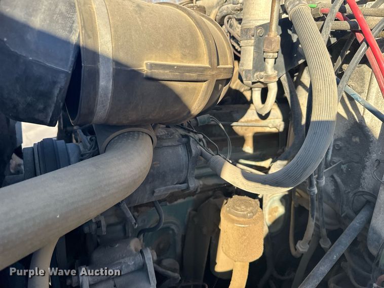 image for item NN9548 1980 GMC Brigadier truck cab and chassis