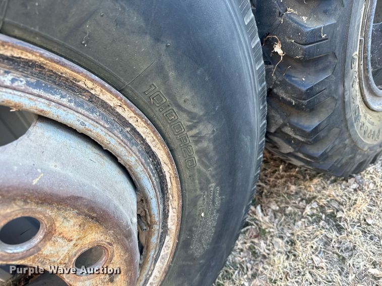 image for item NN9550 Tires and wheels