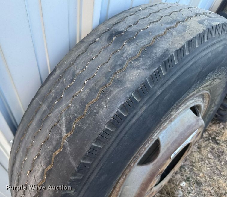 image for item NN9550 Tires and wheels