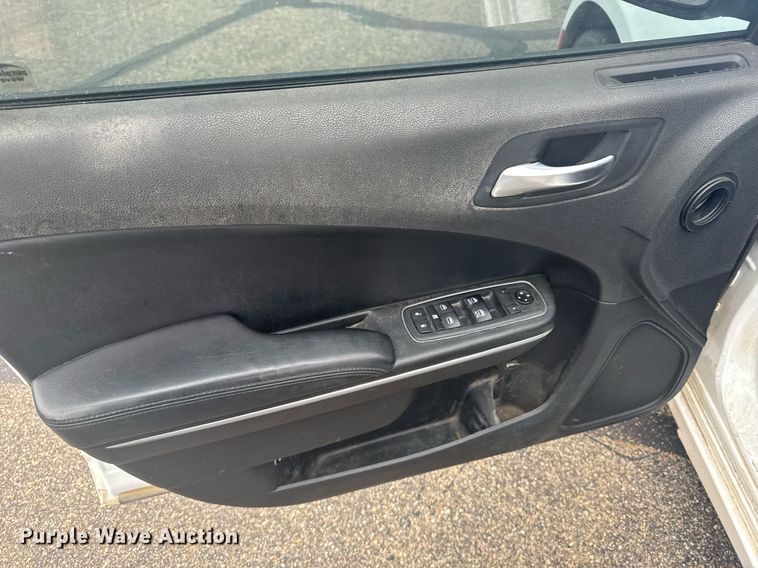 image for item NN9560 2019 Dodge Charger Police 