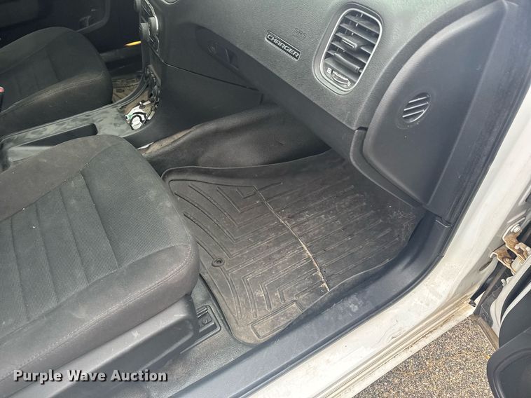 image for item NN9560 2019 Dodge Charger Police 