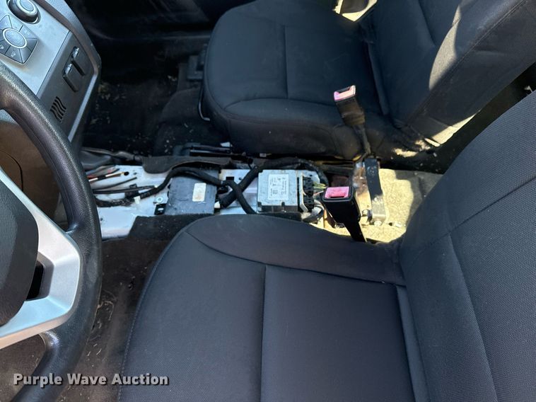 image for item NO9532 2015 Ford Taurus Police Interceptor 