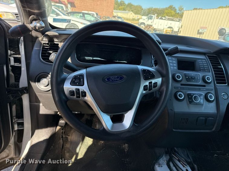 image for item NO9532 2015 Ford Taurus Police Interceptor 