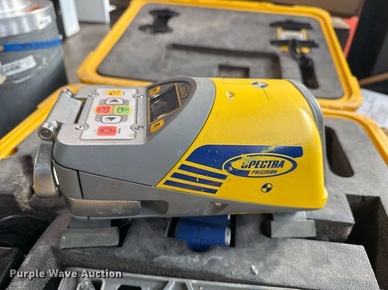 image for item NO9563 Spectra DG613 pipe laser