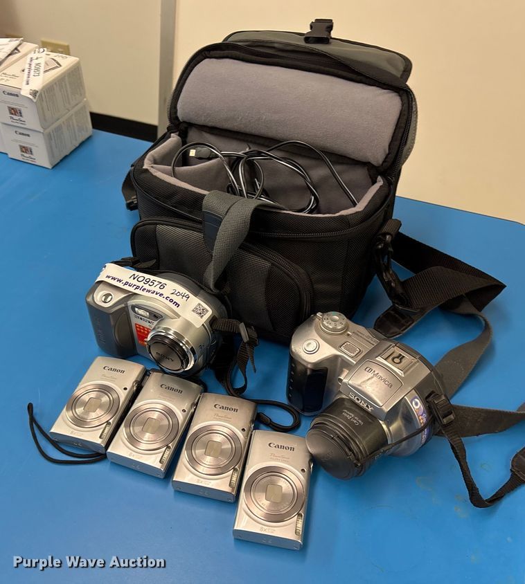 image for item NO9576 (6) cameras