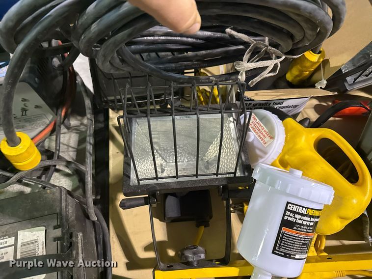 image for item NO9582 Tools