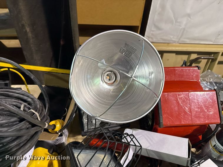 image for item NO9582 Tools