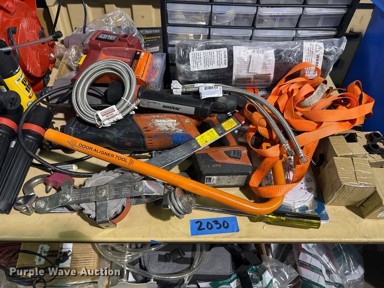 image for item NO9582 Tools