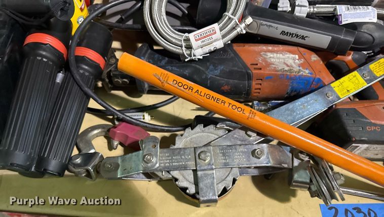 image for item NO9582 Tools