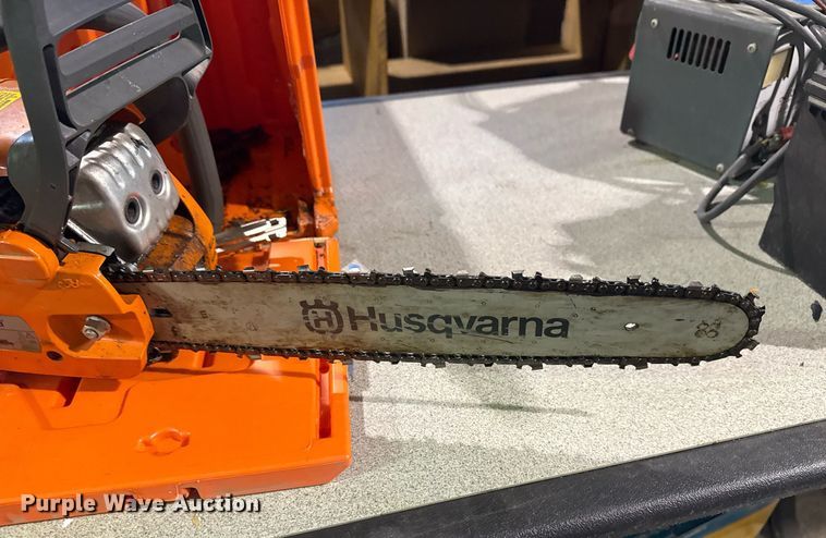 image for item NO9583 Husqvarna 425 X-Torq chainsaw