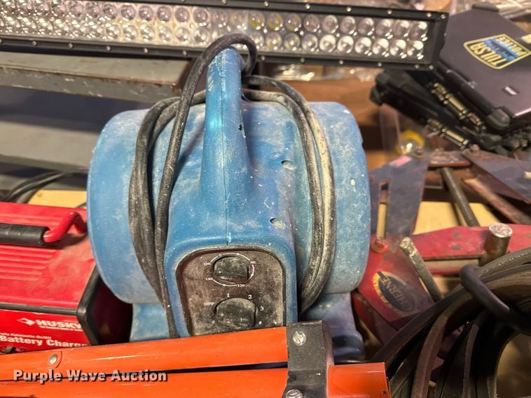 image for item NO9585 Tools