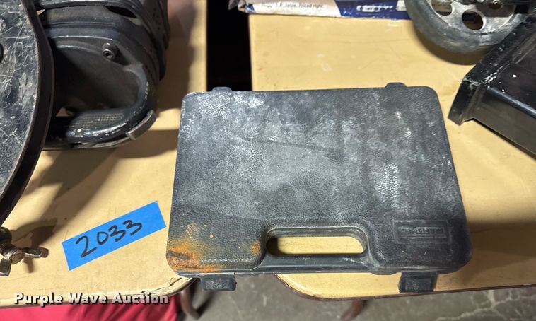 image for item NO9585 Tools