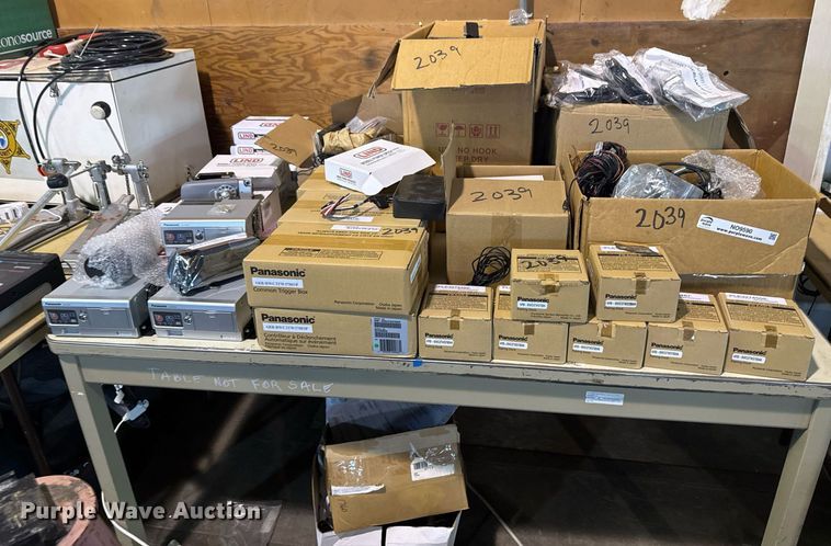 image for item NO9590 Police equipment