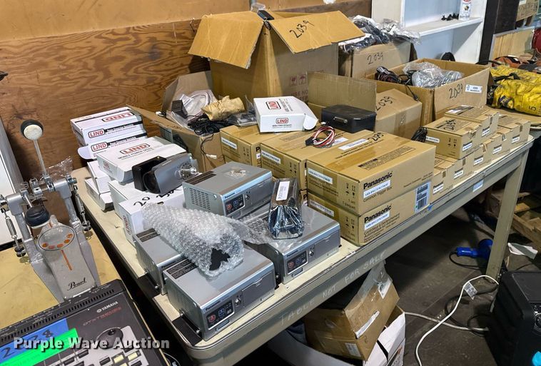 image for item NO9590 Police equipment