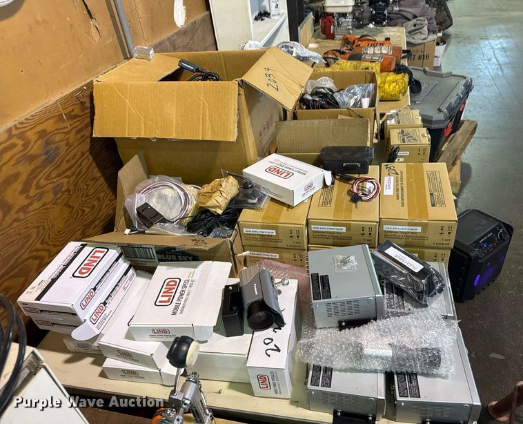 image for item NO9590 Police equipment