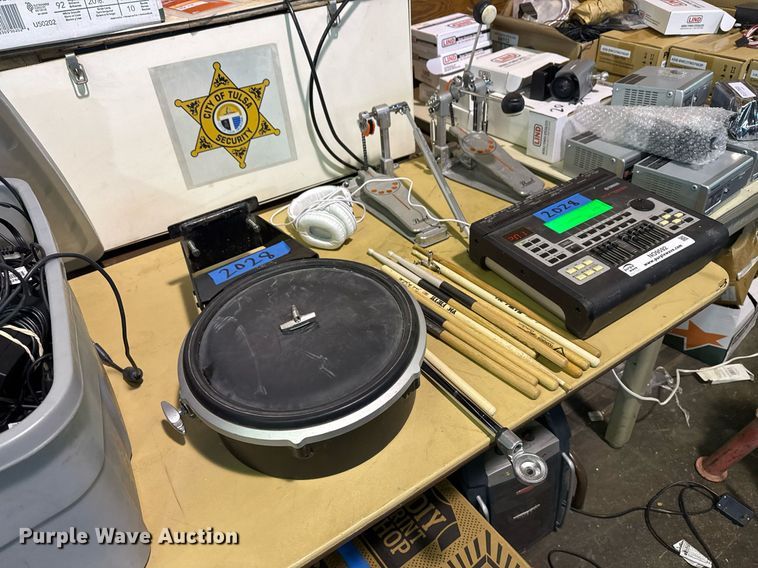 image for item NO9592 Yamaha DTXT3 drum set