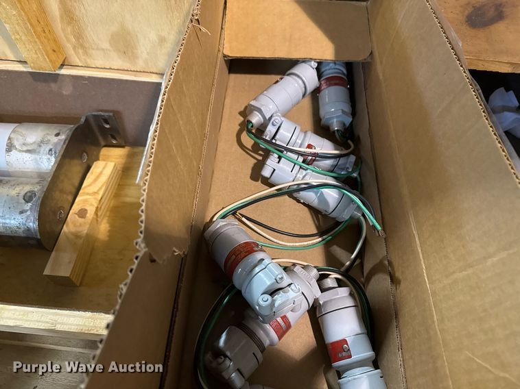 image for item NO9606 Electronics