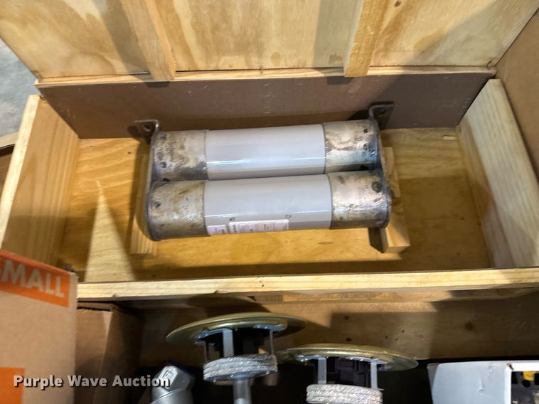 image for item NO9606 Electronics