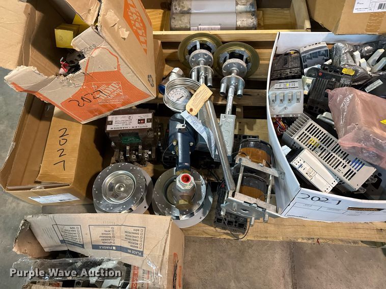 image for item NO9606 Electronics