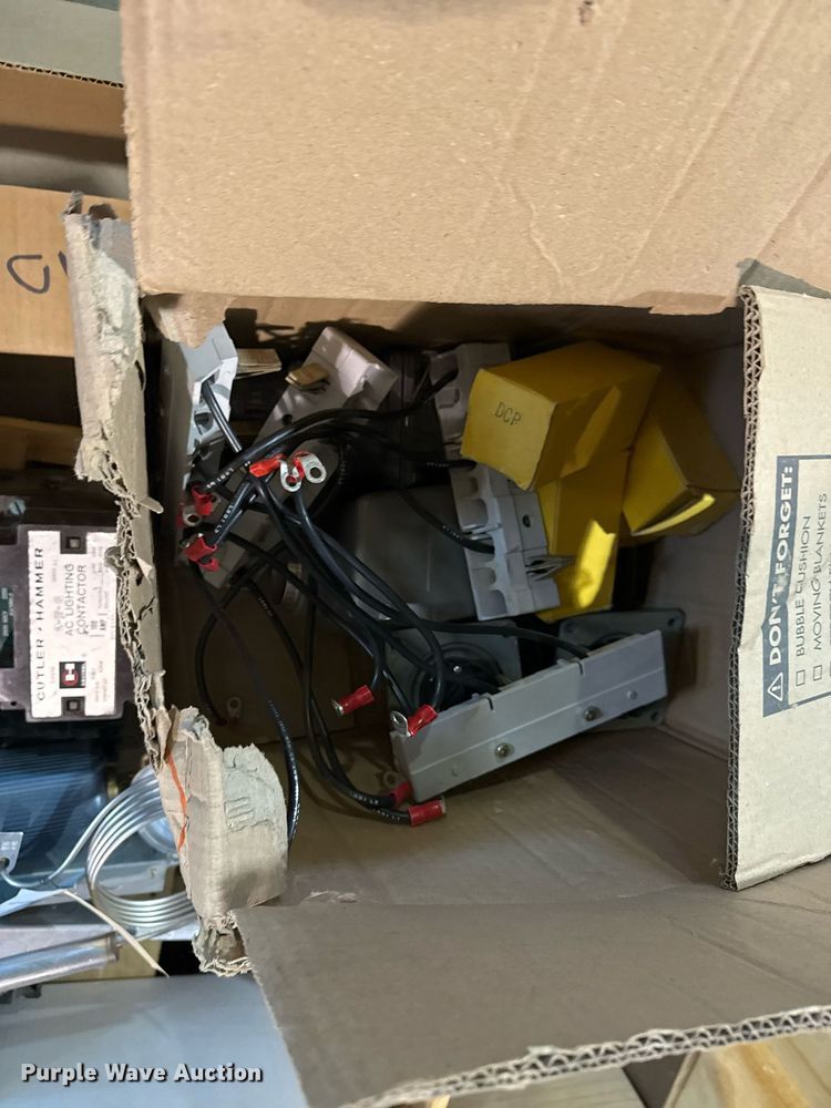 image for item NO9606 Electronics