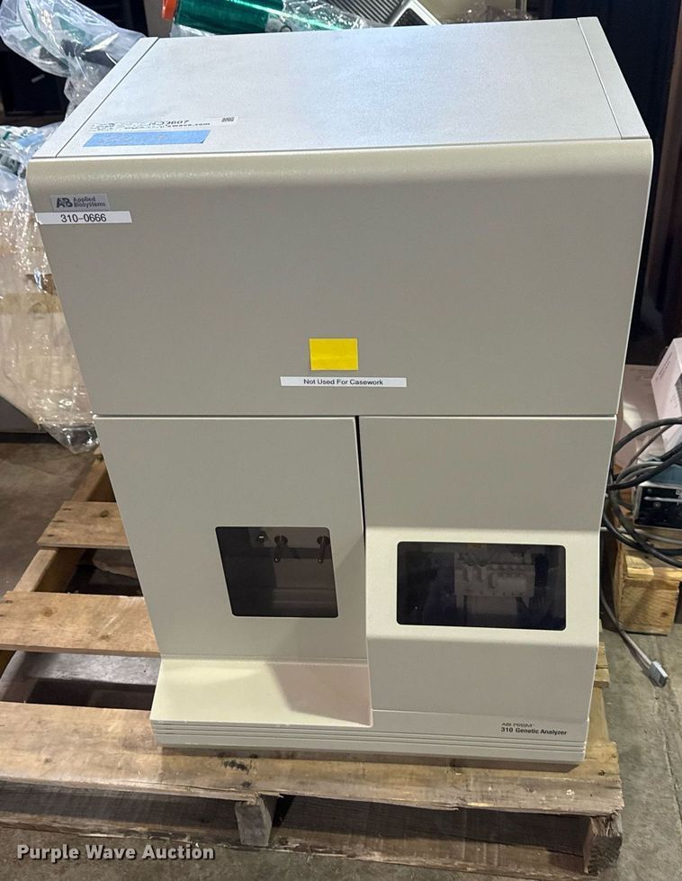 image for item NO9607 ABI Prism 310 genetic analyzer