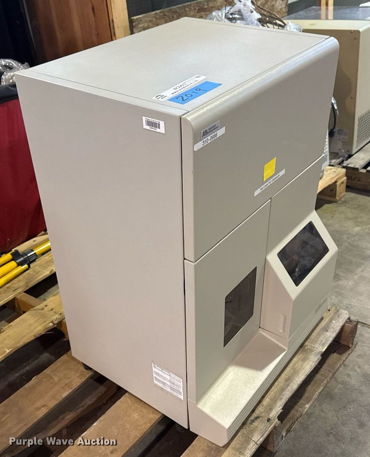 image for item NO9607 ABI Prism 310 genetic analyzer