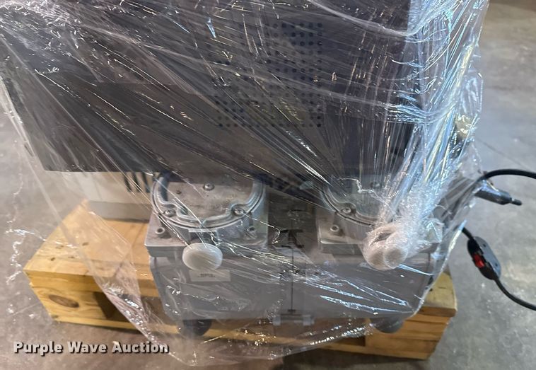 image for item NO9608 Agilent 6890N gas chromatograph