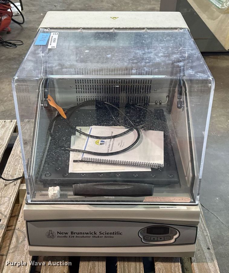 image for item NO9609 New Brunswick Excella E24 incubator shaker