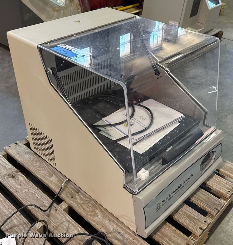 image for item NO9609 New Brunswick Excella E24 incubator shaker