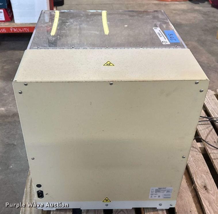 image for item NO9609 New Brunswick Excella E24 incubator shaker