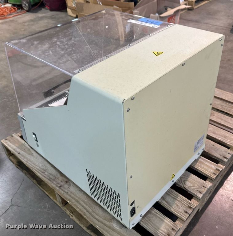 image for item NO9609 New Brunswick Excella E24 incubator shaker