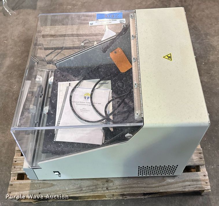 image for item NO9609 New Brunswick Excella E24 incubator shaker