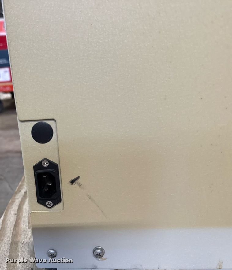 image for item NO9609 New Brunswick Excella E24 incubator shaker