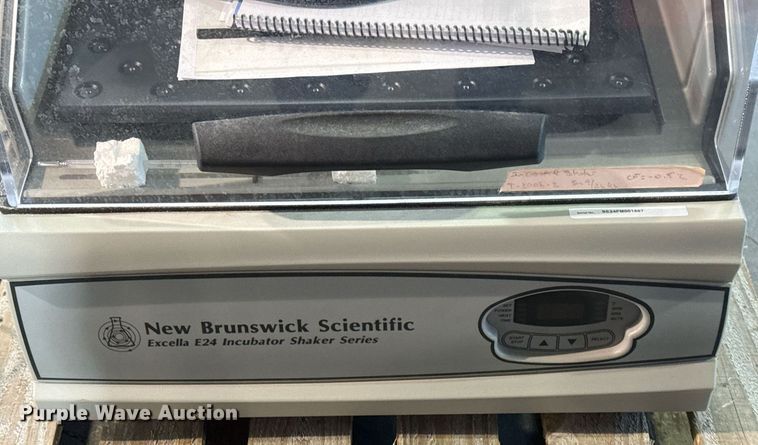 image for item NO9609 New Brunswick Excella E24 incubator shaker